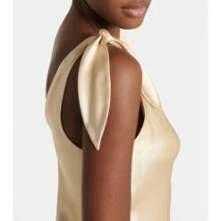 Gabriela Hearst Arrow Silk Top 8 Gabriela Hearst Arrow Silk Top -Gabriela Hearst Sales unnamed file 389